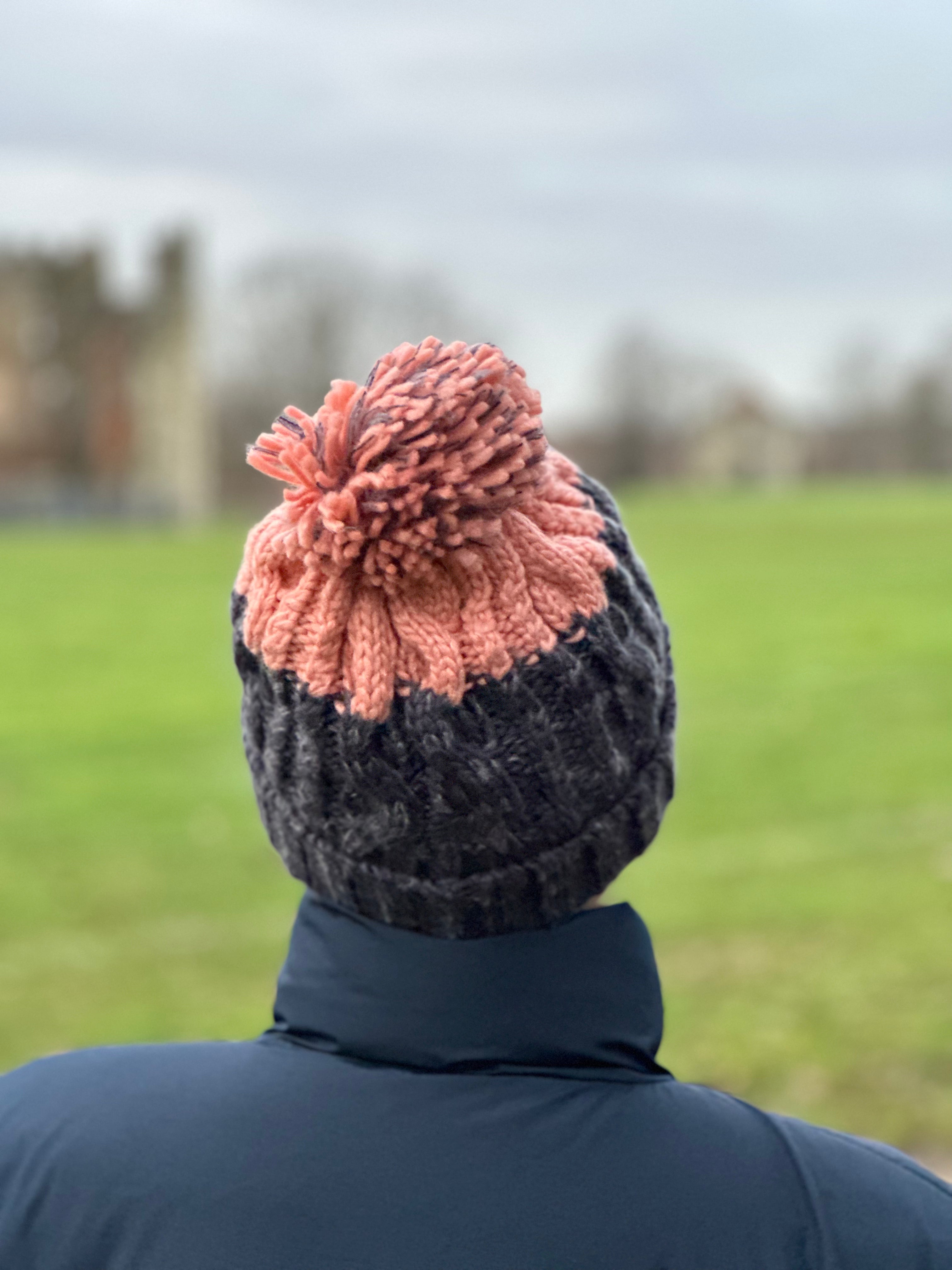 Apres Beanie