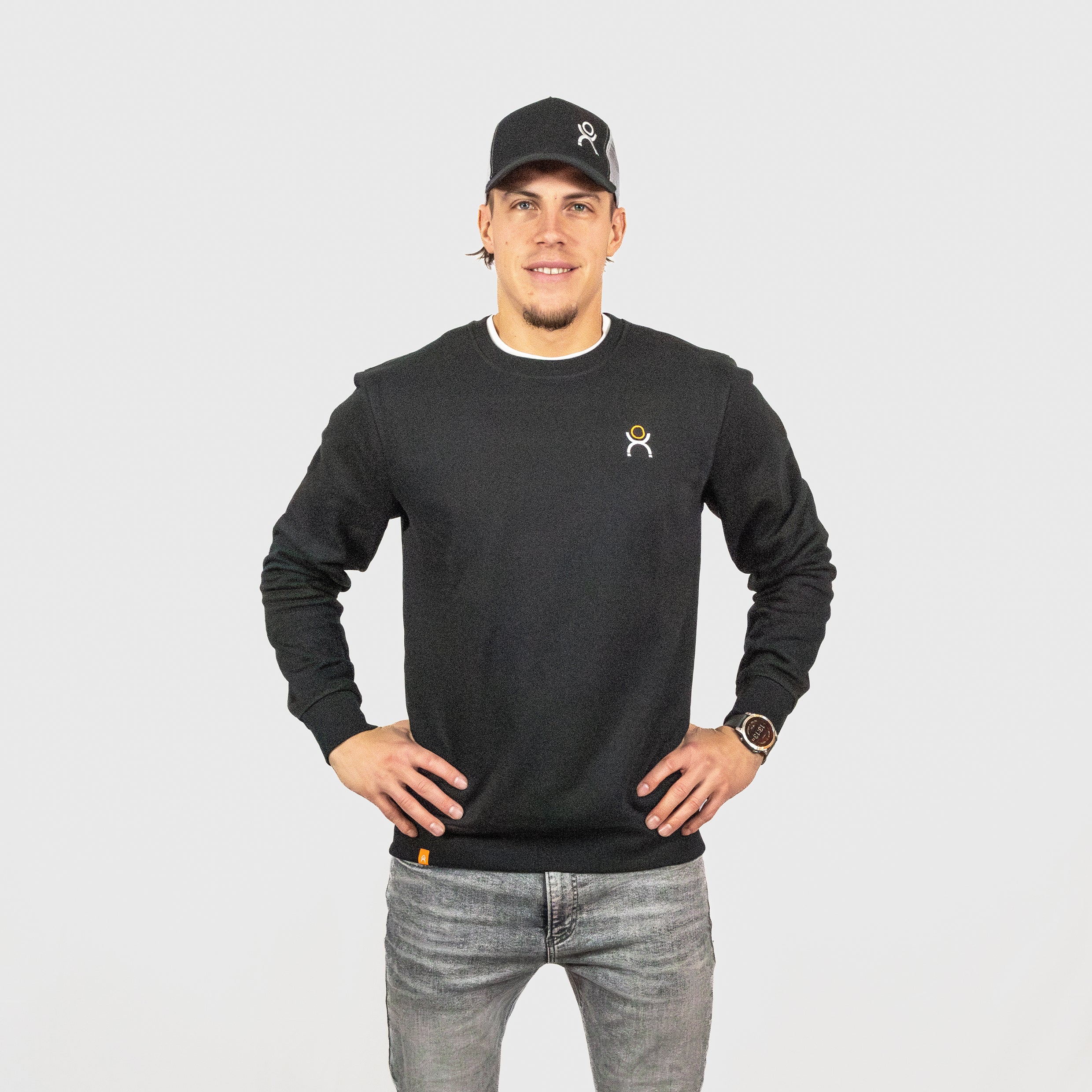 Men's Classic Roundneck Sweatshirt