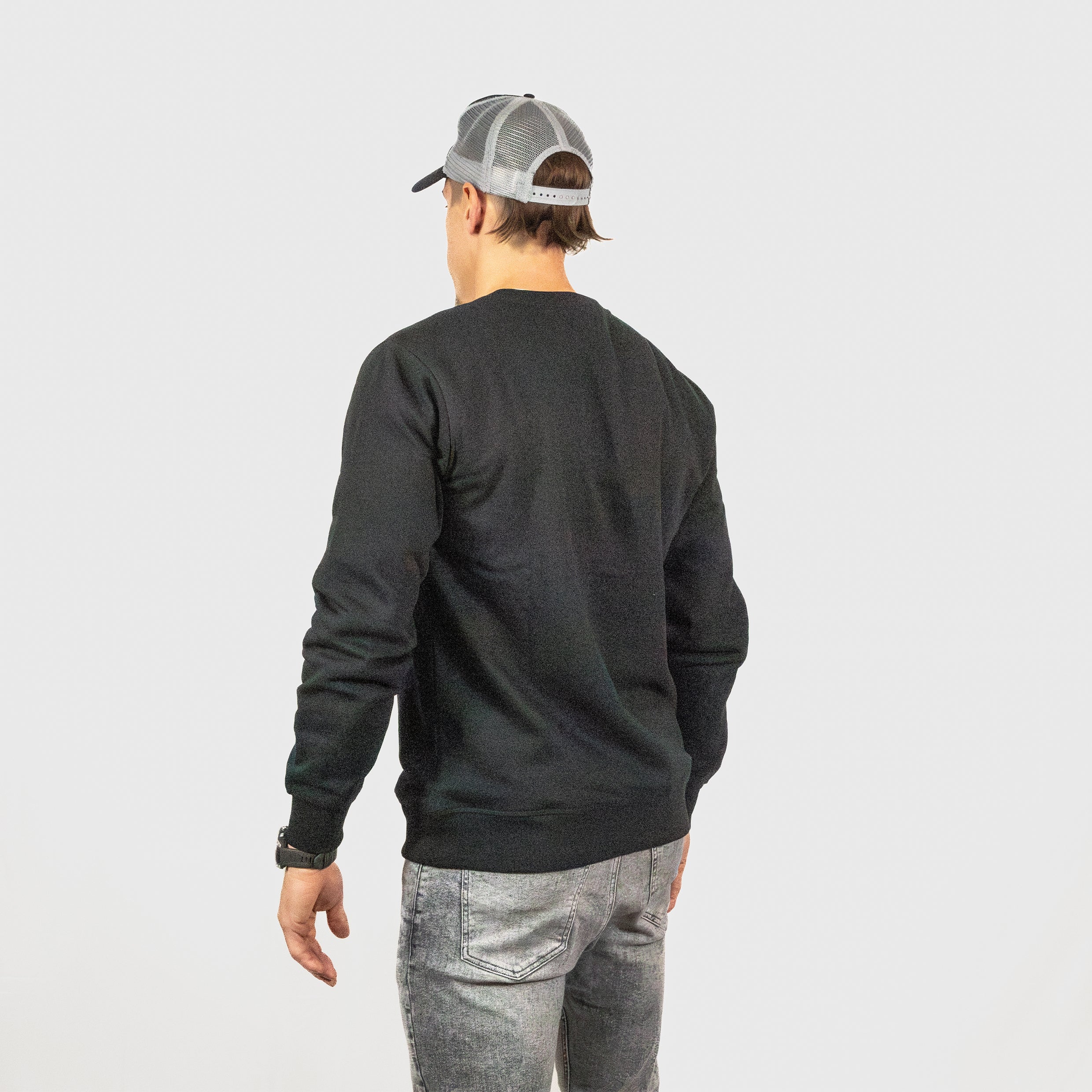 Men's Classic Roundneck Sweatshirt