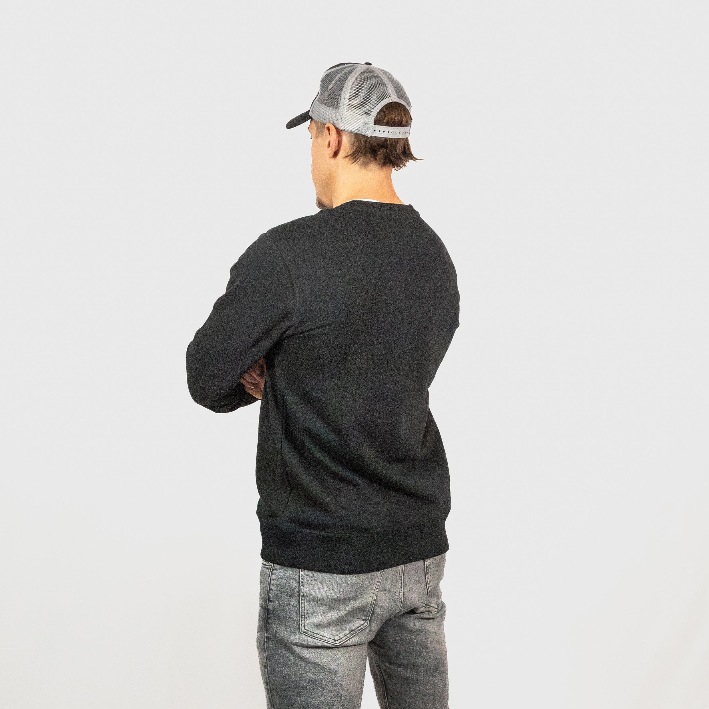 Men's Classic Roundneck Sweatshirt