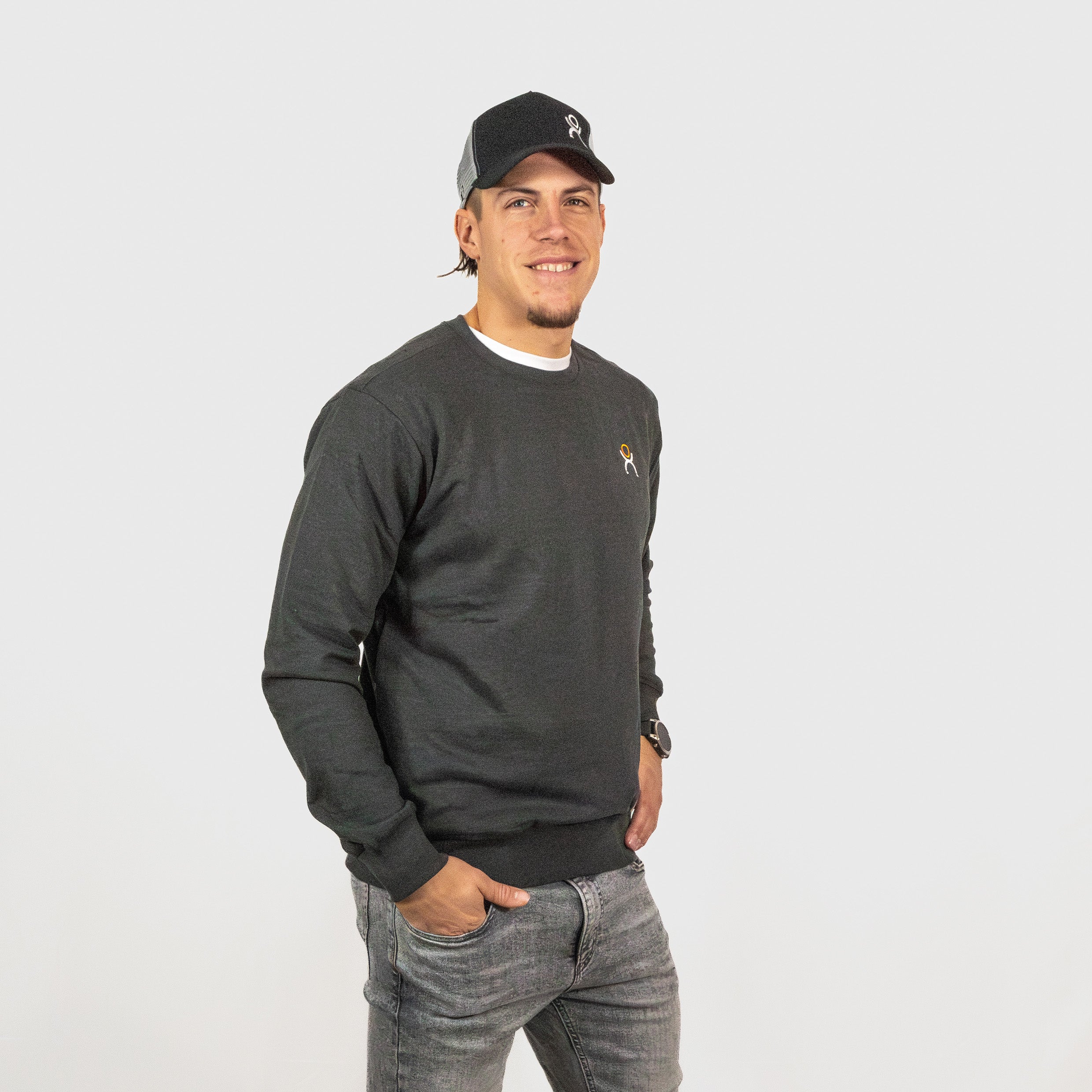 Men's Classic Roundneck Sweatshirt