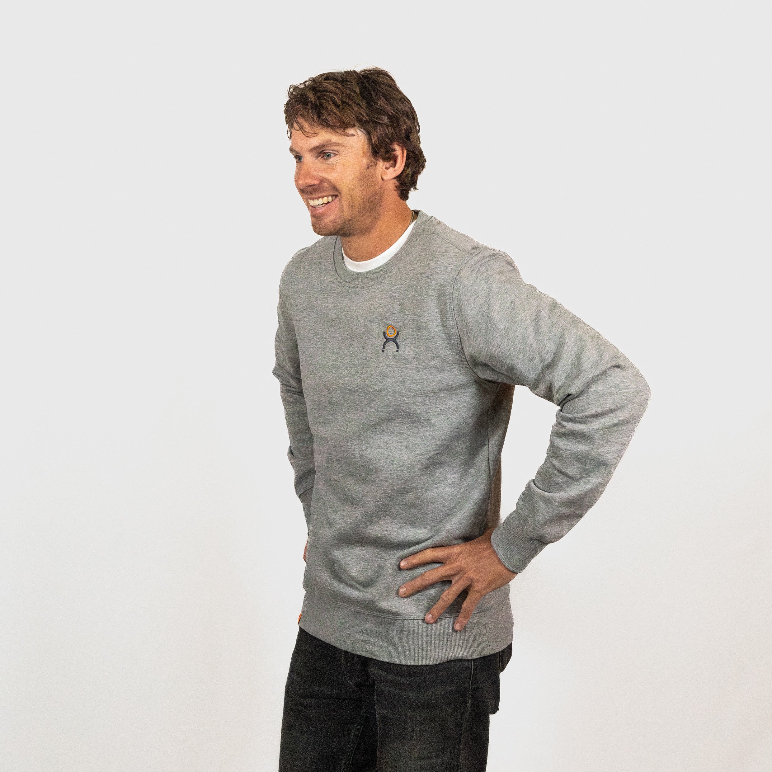 Men's Classic Roundneck Sweatshirt