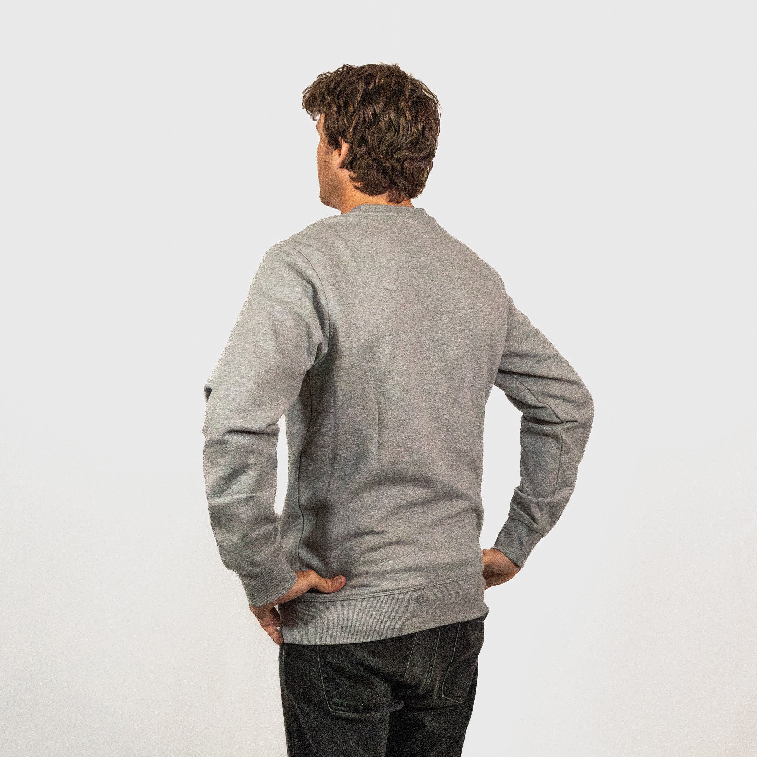 Men's Classic Roundneck Sweatshirt