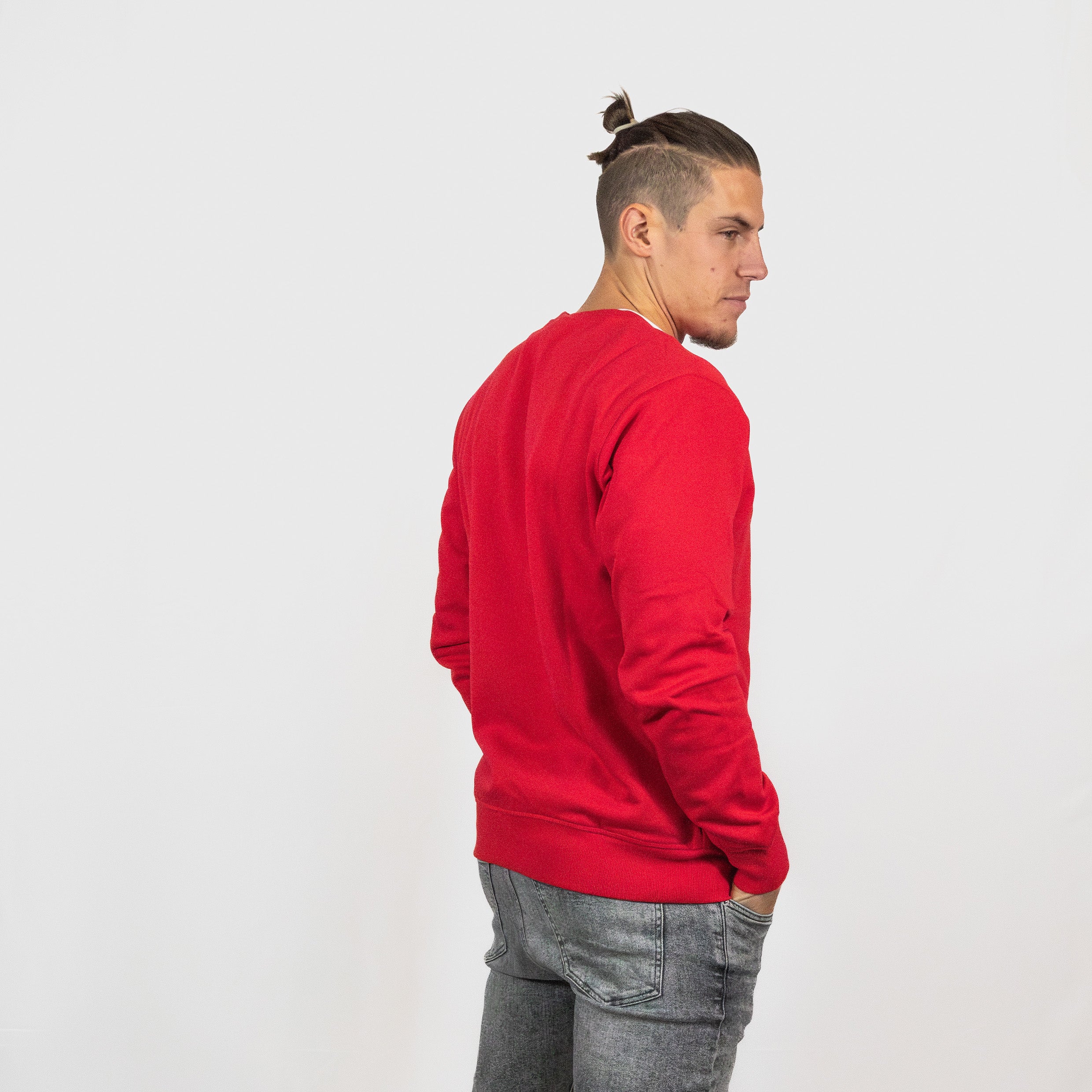 Men's Classic Roundneck Sweatshirt